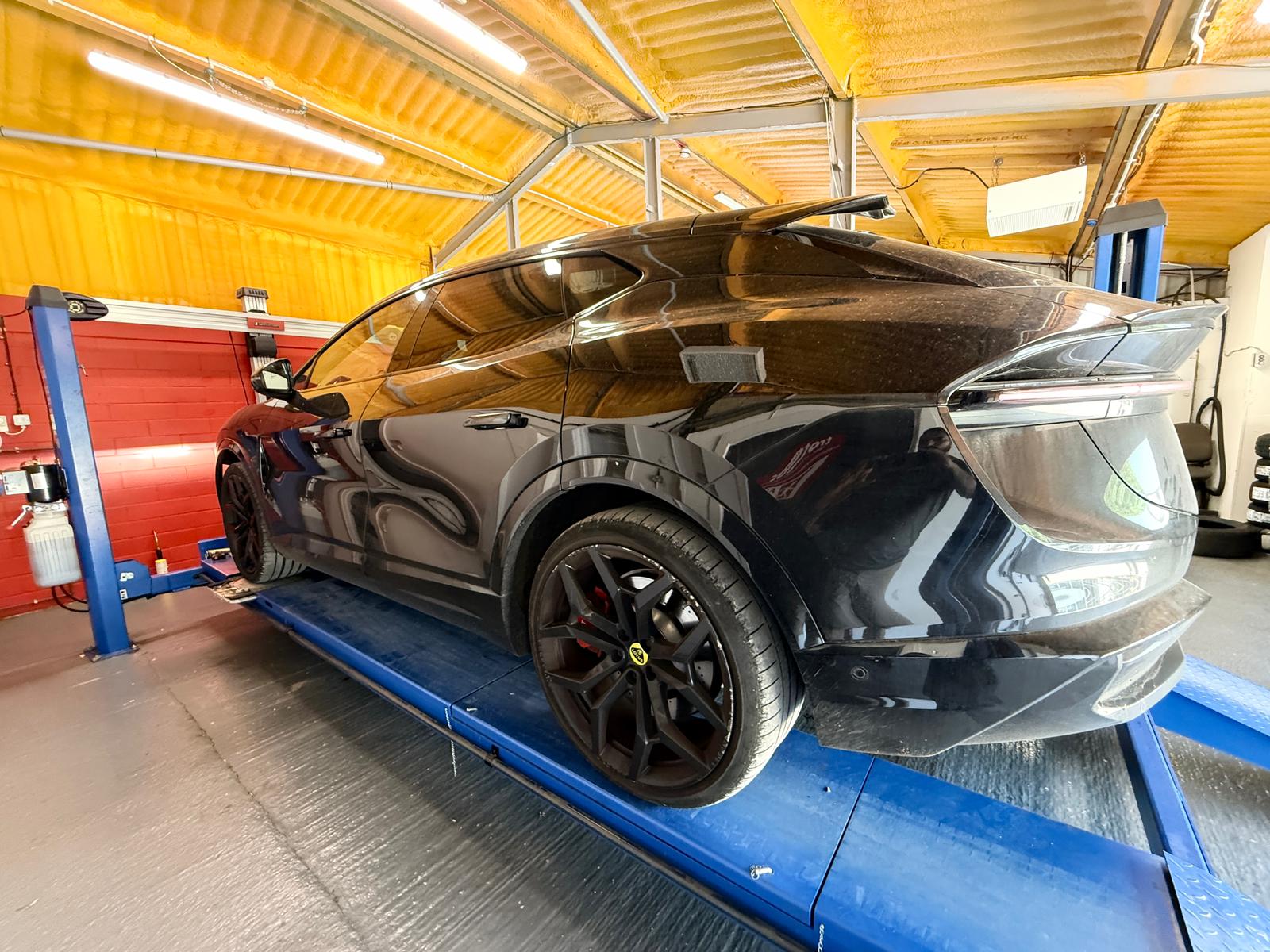 Giant Auto Care workshop